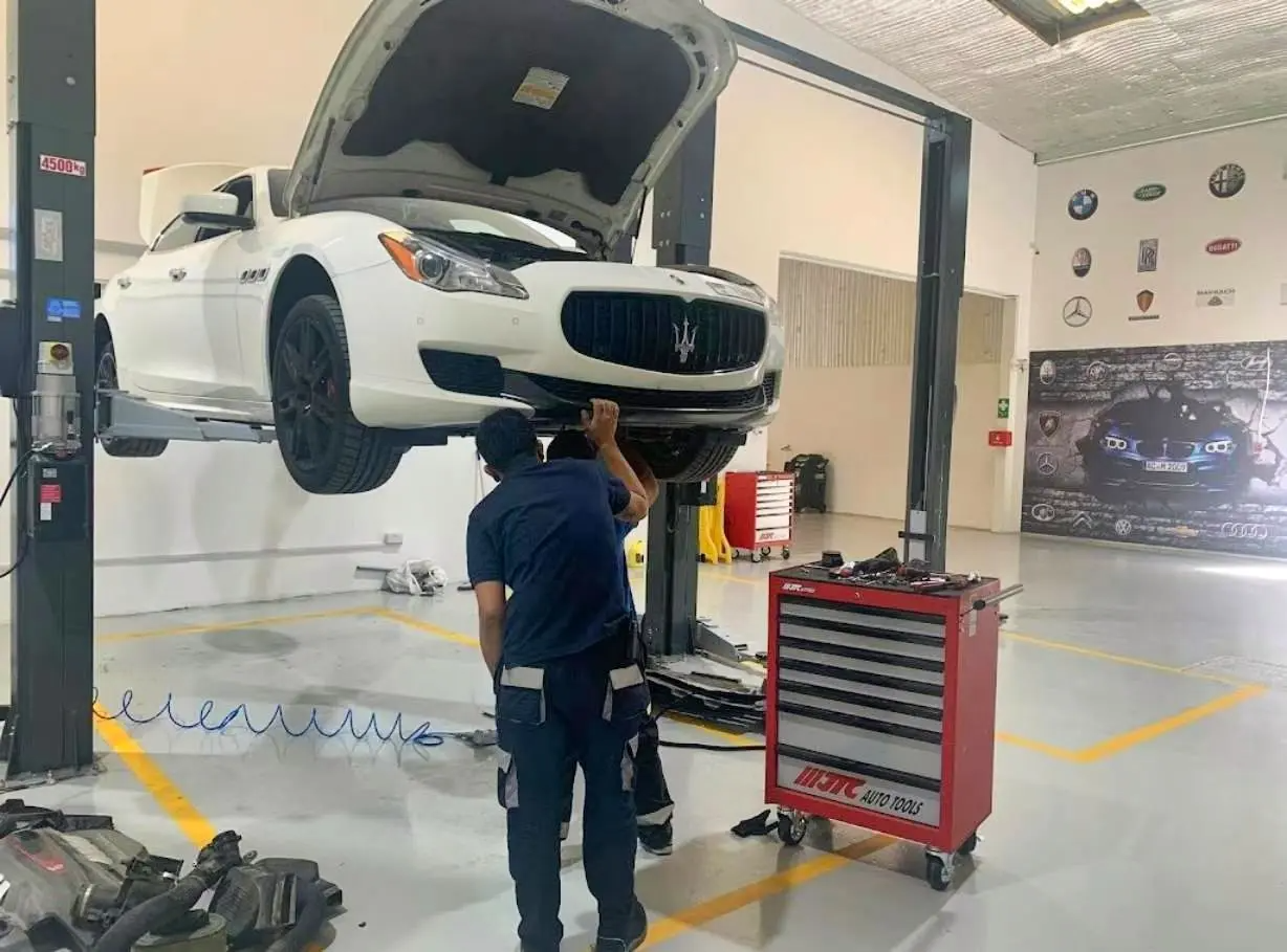 【迪拜工作】新能源汽企招聘测试工程师