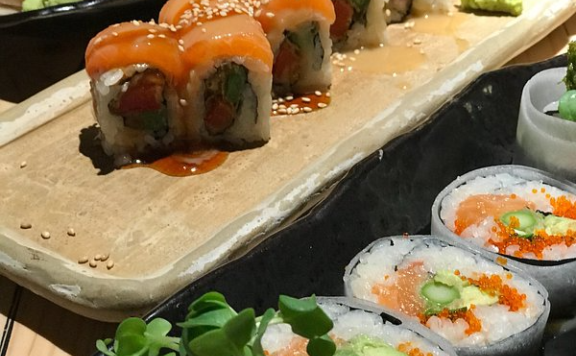 奥地利工作:寿司师傅两名