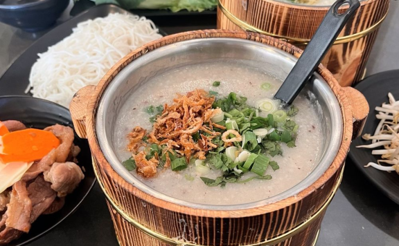 新西兰工作：招粤籍、川籍厨师，招募男服务员