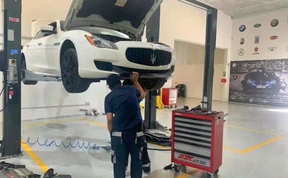 【迪拜工作】新能源汽企招聘测试工程师